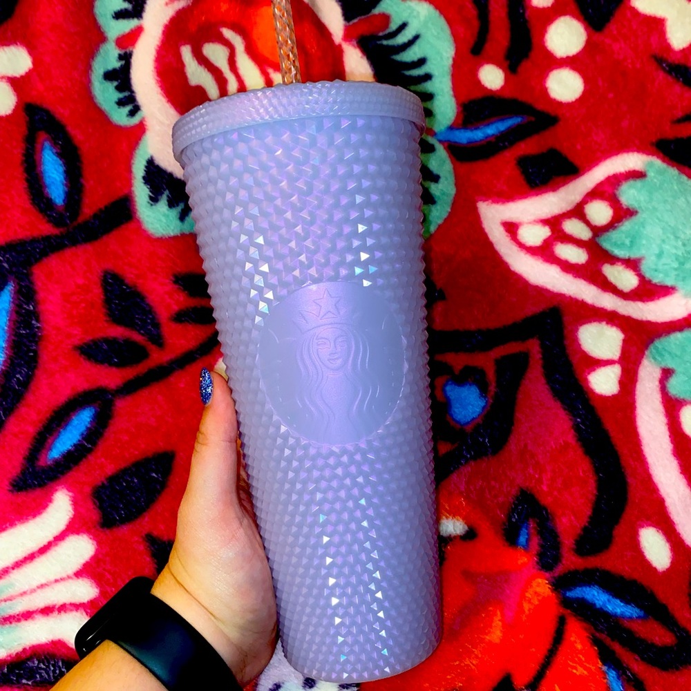 BRAND NEW Starbucks Holiday 2021 Icy White Lilac 24oz Cold Cup